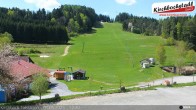 Archiv Foto Webcam Skiabfahrtshang im Schidorf Kirchbach 11:00