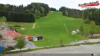 Archiv Foto Webcam Skiabfahrtshang im Schidorf Kirchbach 06:00