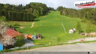 Archiv Foto Webcam Skiabfahrtshang im Schidorf Kirchbach 07:00