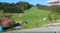 Archiv Foto Webcam Skiabfahrtshang im Schidorf Kirchbach 07:00