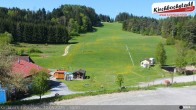 Archiv Foto Webcam Skiabfahrtshang im Schidorf Kirchbach 09:00