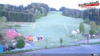 Archiv Foto Webcam Skiabfahrtshang im Schidorf Kirchbach 03:00