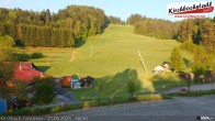 Archiv Foto Webcam Skiabfahrtshang im Schidorf Kirchbach 05:00