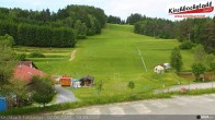 Archiv Foto Webcam Skiabfahrtshang im Schidorf Kirchbach 09:00