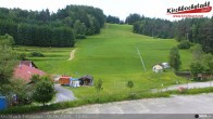 Archiv Foto Webcam Skiabfahrtshang im Schidorf Kirchbach 11:00