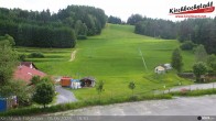 Archiv Foto Webcam Skiabfahrtshang im Schidorf Kirchbach 17:00
