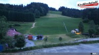 Archiv Foto Webcam Skiabfahrtshang im Schidorf Kirchbach 03:00