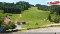 Archiv Foto Webcam Skiabfahrtshang im Schidorf Kirchbach 11:00