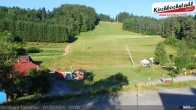 Archiv Foto Webcam Skiabfahrtshang im Schidorf Kirchbach 06:00