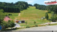 Archiv Foto Webcam Skiabfahrtshang im Schidorf Kirchbach 11:00