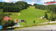 Archiv Foto Webcam Skiabfahrtshang im Schidorf Kirchbach 09:00