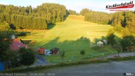 Archiv Foto Webcam Skiabfahrtshang im Schidorf Kirchbach 05:00