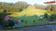 Archiv Foto Webcam Skiabfahrtshang im Schidorf Kirchbach 05:00
