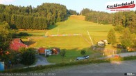 Archiv Foto Webcam Skiabfahrtshang im Schidorf Kirchbach 06:00