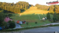 Archived image Webcam View at the lift in the Schidorf Kirchbarch, Austrian Waldviertel 05:00