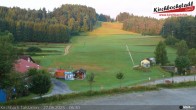 Archiv Foto Webcam Skiabfahrtshang im Schidorf Kirchbach 05:00