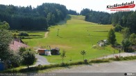 Archiv Foto Webcam Skiabfahrtshang im Schidorf Kirchbach 13:00