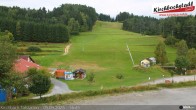 Archiv Foto Webcam Skiabfahrtshang im Schidorf Kirchbach 13:00