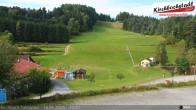 Archiv Foto Webcam Skiabfahrtshang im Schidorf Kirchbach 09:00