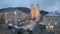 Archived image Webcam View at the market square in Mondsee 06:00