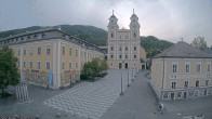 Archived image Webcam View at the market square in Mondsee 06:00