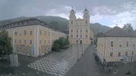 Archiv Foto Webcam Blick auf den Stadtplatz von Mondsee 13:00