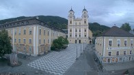 Archived image Webcam View at the market square in Mondsee 19:00