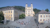 Archived image Webcam View at the market square in Mondsee 15:00