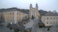 Archived image Webcam View at the market square in Mondsee 11:00
