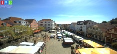 Archiv Foto Webcam Neuer Markt in Waren an der Müritz 13:00