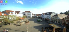 Archiv Foto Webcam Neuer Markt in Waren an der Müritz 17:00