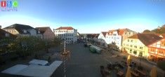 Archiv Foto Webcam Neuer Markt in Waren an der Müritz 05:00