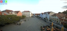 Archiv Foto Webcam Neuer Markt in Waren an der Müritz 19:00