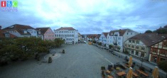 Archiv Foto Webcam Neuer Markt in Waren an der Müritz 03:00