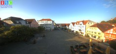 Archiv Foto Webcam Neuer Markt in Waren an der Müritz 05:00