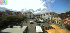Archiv Foto Webcam Neuer Markt in Waren an der Müritz 09:00