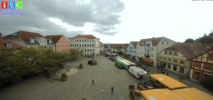 Archiv Foto Webcam Neuer Markt in Waren an der Müritz 13:00