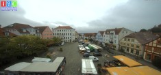 Archived image Webcam Waren (Müritz) - Market place 07:00