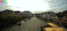 Archiv Foto Webcam Neuer Markt in Waren an der Müritz 11:00