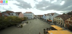 Archiv Foto Webcam Neuer Markt in Waren an der Müritz 13:00
