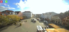 Archiv Foto Webcam Neuer Markt in Waren an der Müritz 13:00