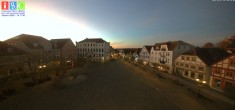 Archived image Webcam Waren (Müritz) - Market place 05:00