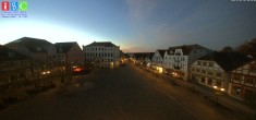 Archiv Foto Webcam Neuer Markt in Waren an der Müritz 05:00