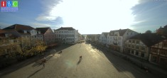 Archiv Foto Webcam Neuer Markt in Waren an der Müritz 11:00