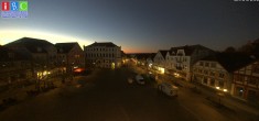 Archived image Webcam Waren (Müritz) - Market place 05:00