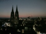 Archived image Webcam Cologne Cathedral 05:00