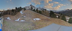Archiv Foto Webcam Schöneben - Panoramablick von der Mittelstation 19:00
