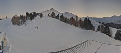 Archiv Foto Webcam Schöneben - Panoramablick von der Mittelstation 15:00