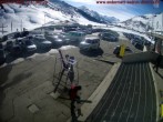 Archiv Foto Webcam Gemsstock Andermatt – Parkplatz 13:00