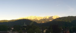 Archiv Foto Webcam Panoramablick Rathaus Garmisch-Partenkirchen 19:00